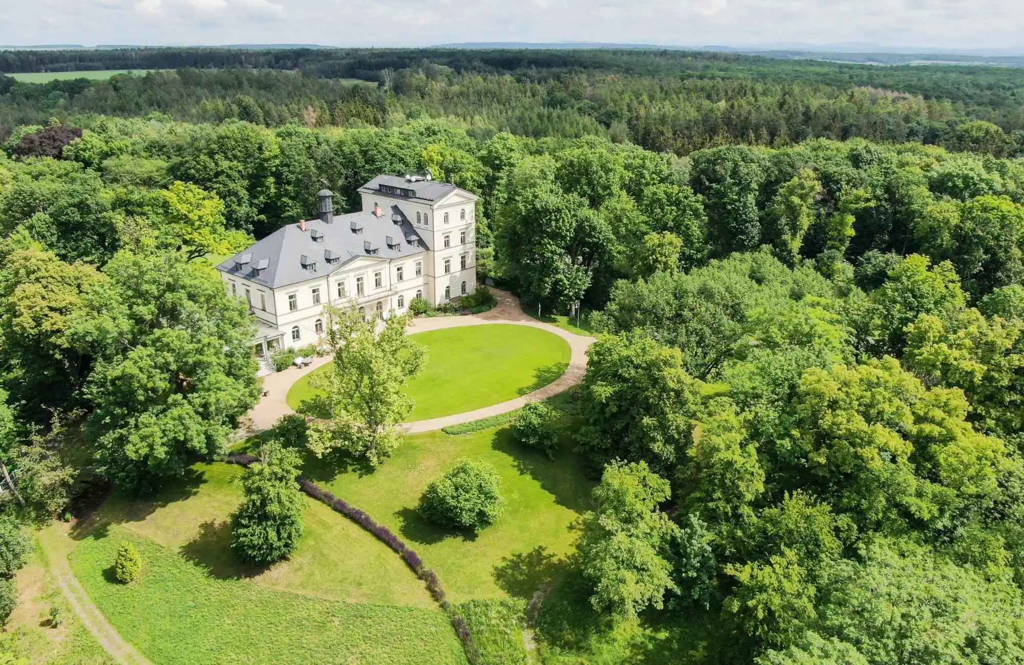 Chateau Mcely